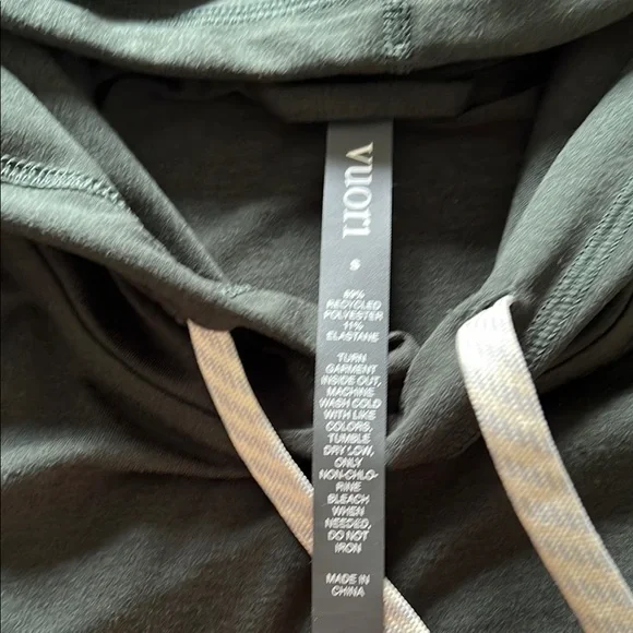 Vuori Halo Essential Green Hoodie - Picture 9 of 12